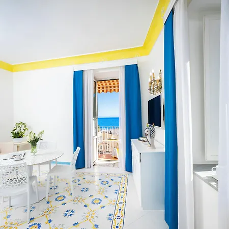 Flavio Gioia Aparthotel Positano