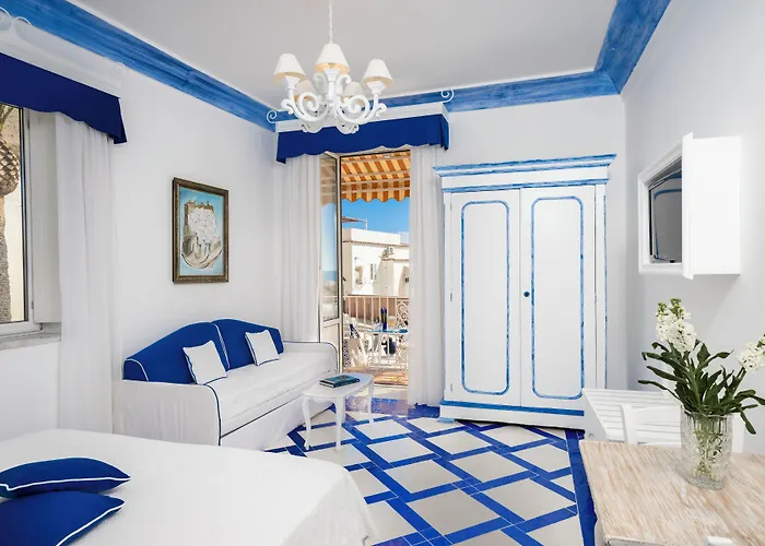 Apartahotel Flavio Gioia 4*