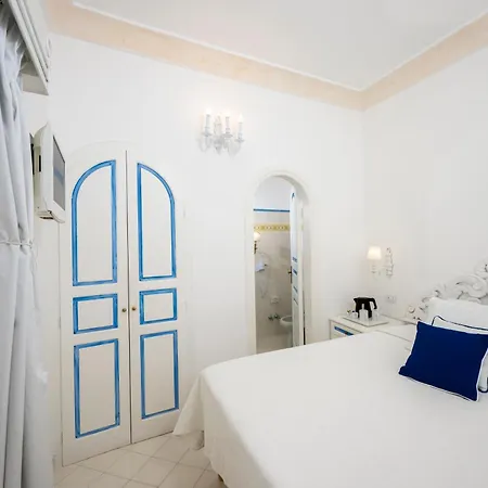 Flavio Gioia Apartahotel