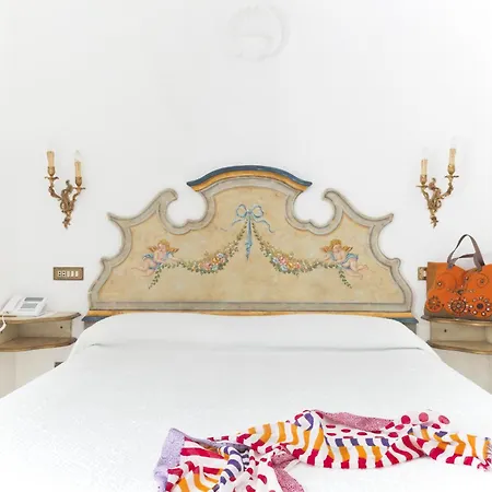 Appart hôtel Flavio Gioia 4*