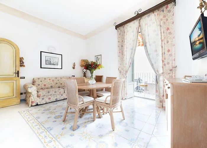 플라비오 조이아 4* 포지타노