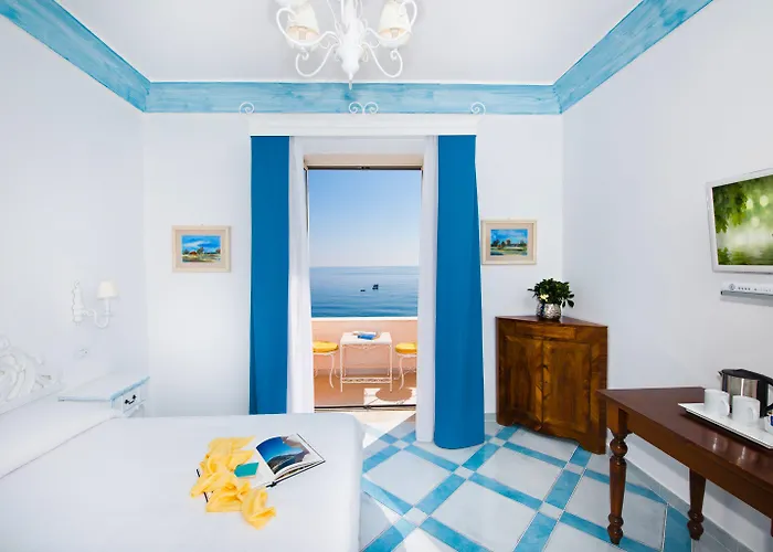 플라비오 조이아 아파트호텔 4*