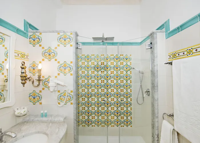 플라비오 조이아 4*