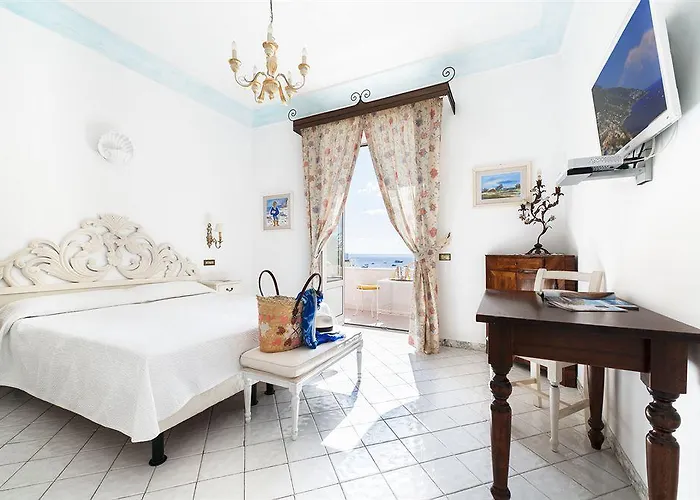 플라비오 조이아 아파트호텔